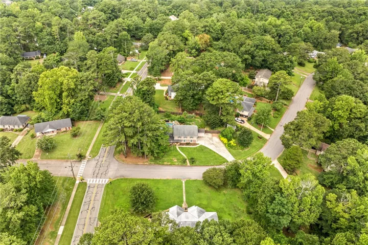 901 Cherokee Road, Auburn, Alabama 36830