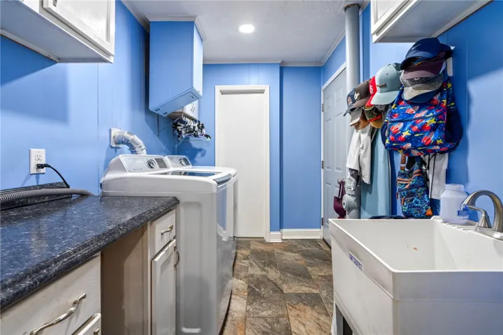901 Cherokee Road, Auburn, Alabama 36830