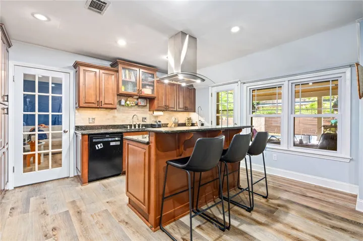 901 Cherokee Road, Auburn, Alabama 36830