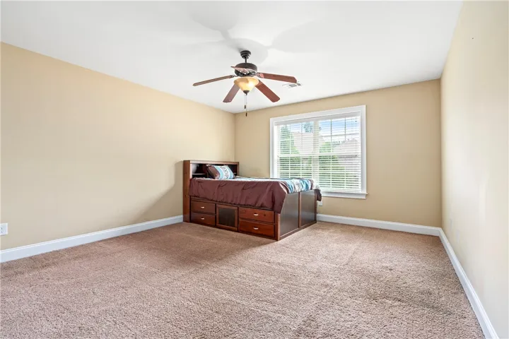662 Banbury Street, Auburn, Alabama 36832