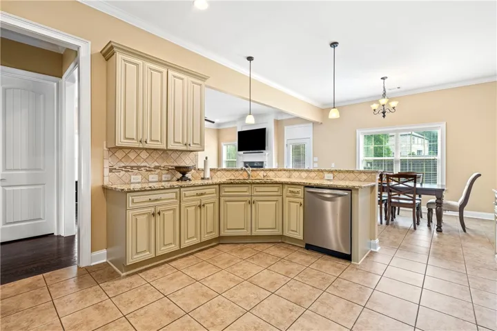 662 Banbury Street, Auburn, Alabama 36832