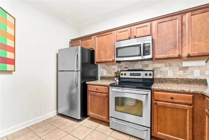607 Glenn Avenue 103, Auburn, Alabama 36832