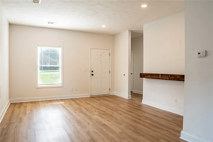 724 Ellis Street, Auburn, Alabama 36832