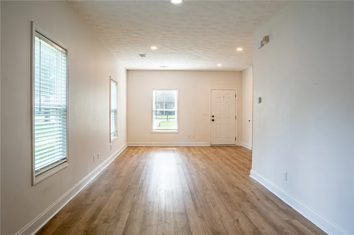 724 Ellis Street, Auburn, Alabama 36832