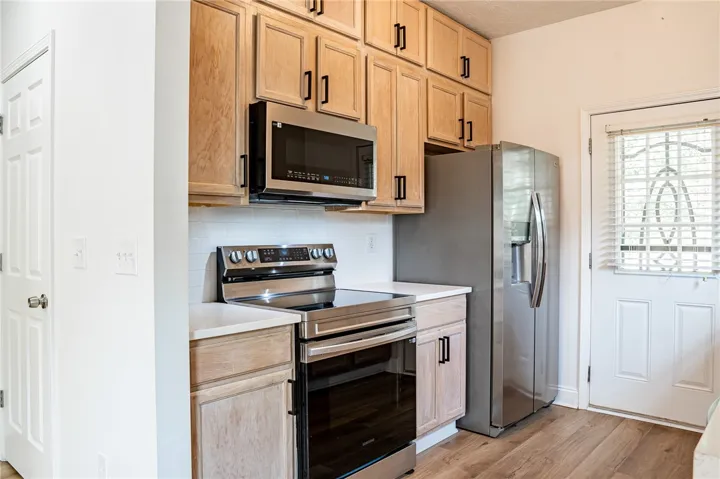 724 Ellis Street, Auburn, Alabama 36832