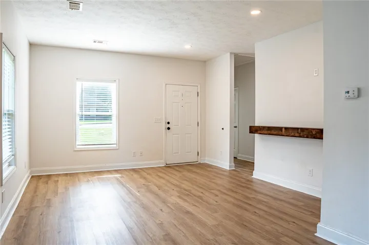 724 Ellis Street, Auburn, Alabama 36832
