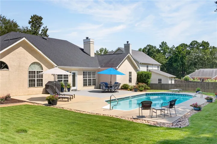 1966 Saint Charles Court, Auburn, Alabama 36830