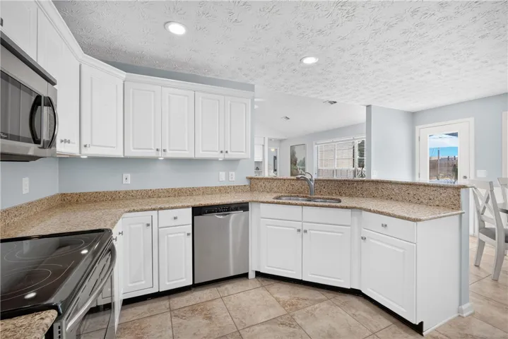 1966 Saint Charles Court, Auburn, Alabama 36830