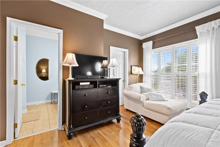 1277 N Dean Road, Auburn, Alabama 36830