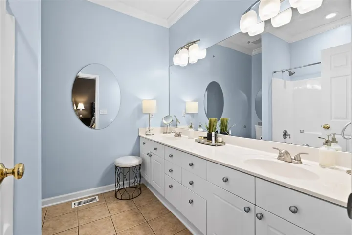 1277 N Dean Road, Auburn, Alabama 36830