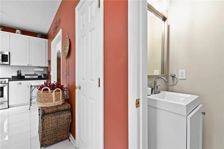 1277 N Dean Road, Auburn, Alabama 36830