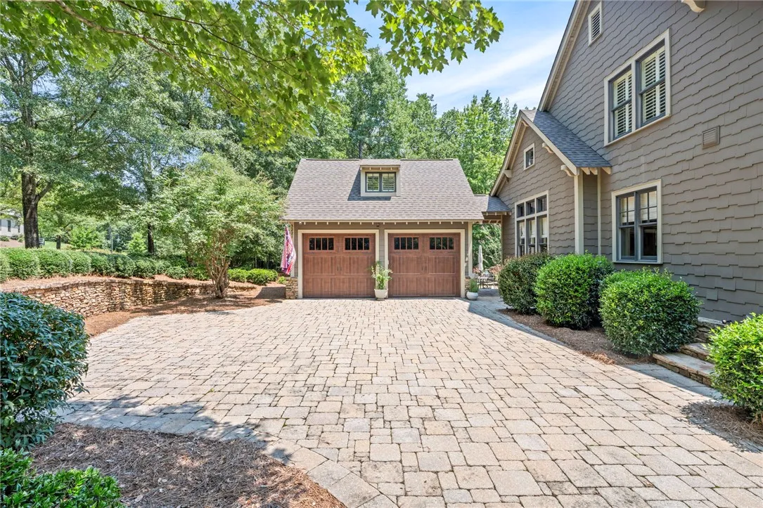 2 Car Garage