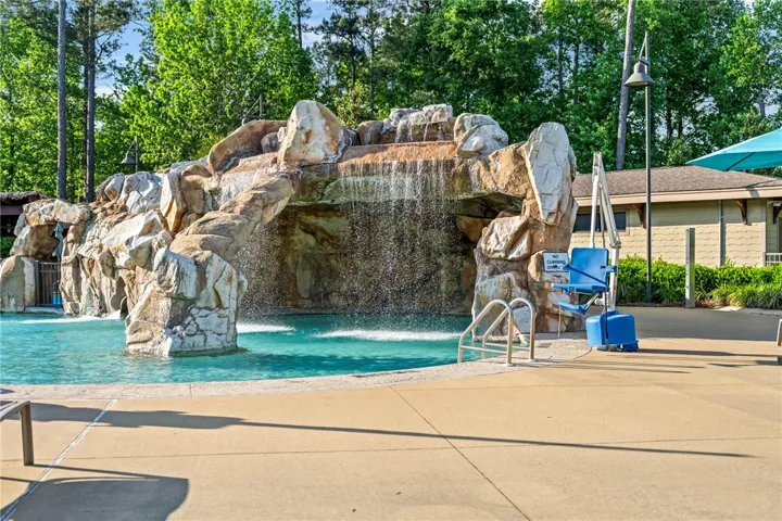 Marriott Pool