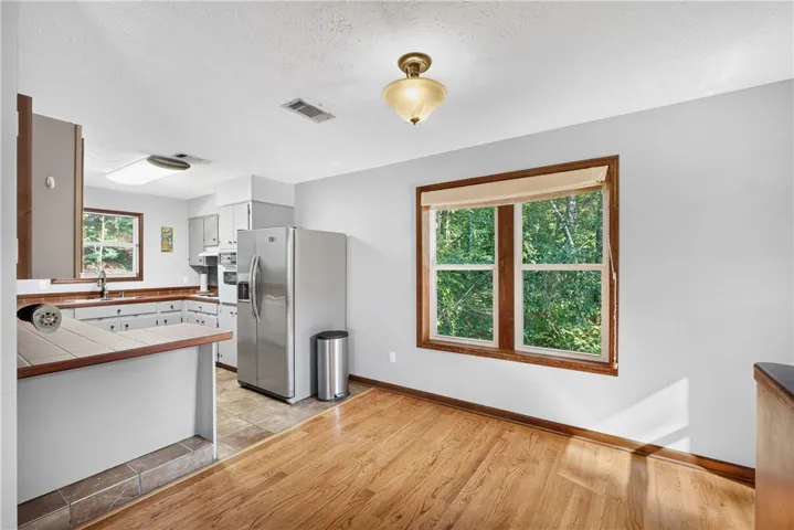Breakfast Room