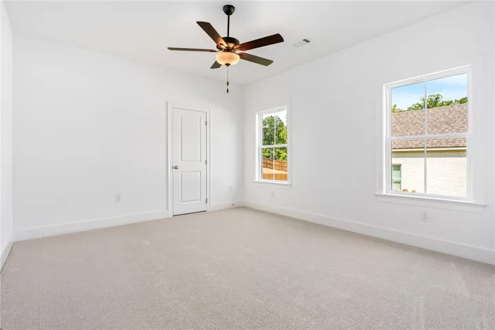 1323 Hidden Lakes Drive, Opelika, Alabama 36801