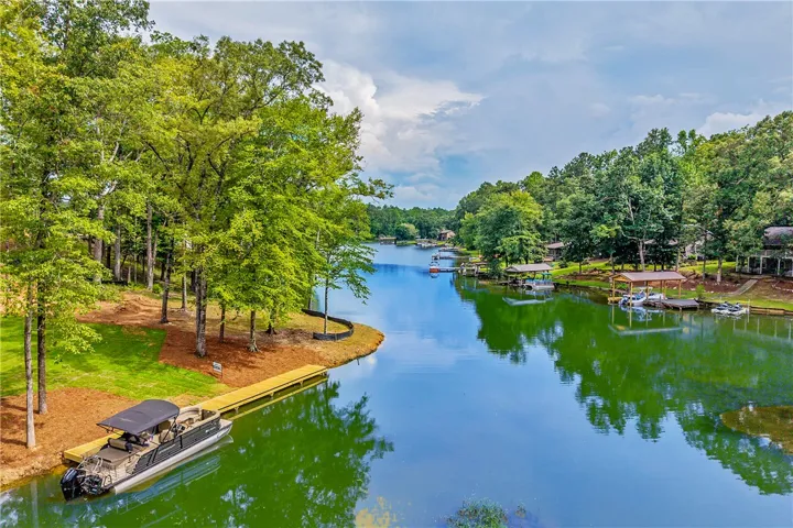 44 Waterfront Way, Alexander City, Alabama 35010