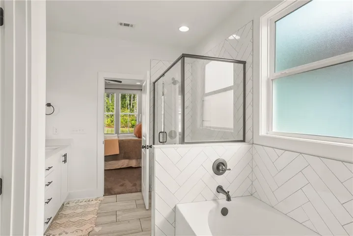 Primary en suite