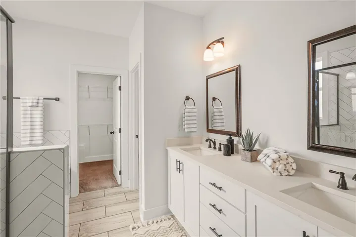Primary en suite