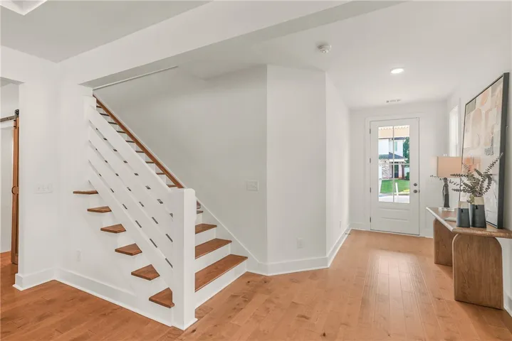 Entry way