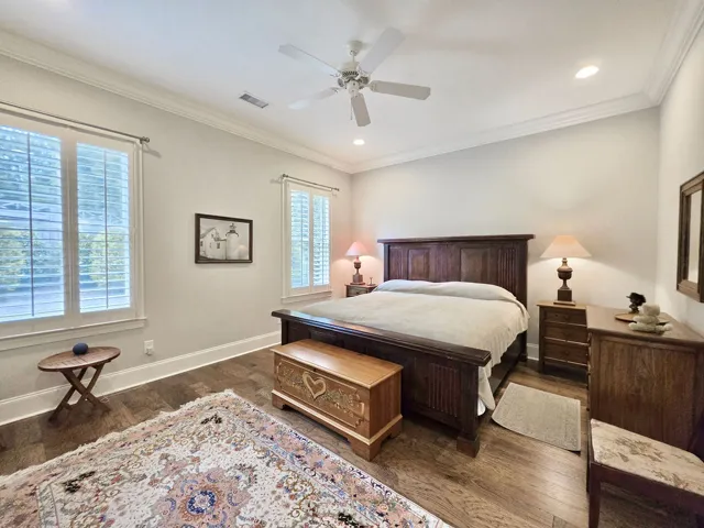 Spacious Primary Suite!