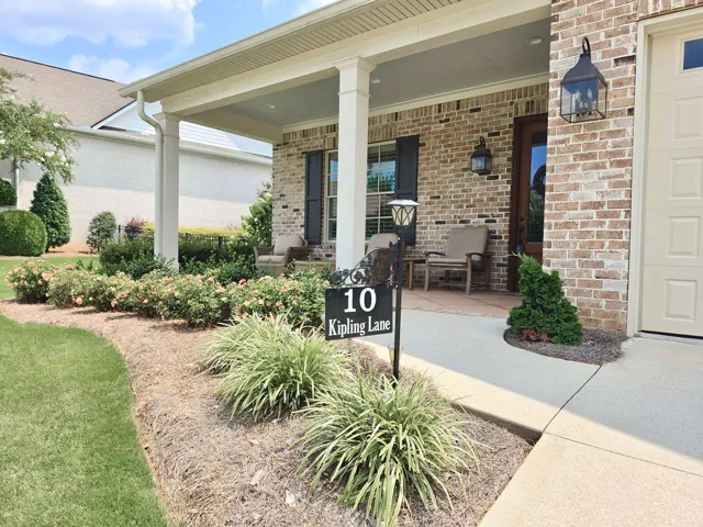 Welcoming Front Porch!