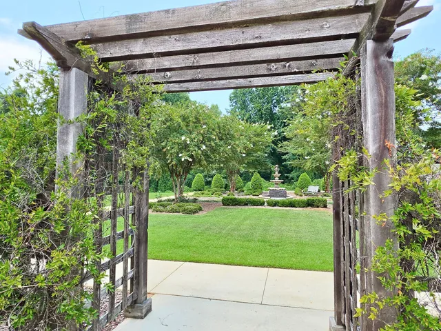 10 Kipling Lane, Auburn, Alabama 36830