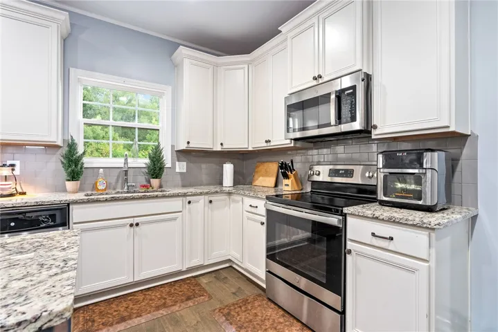 1595 Creekstone Drive, Opelika, Alabama 36804