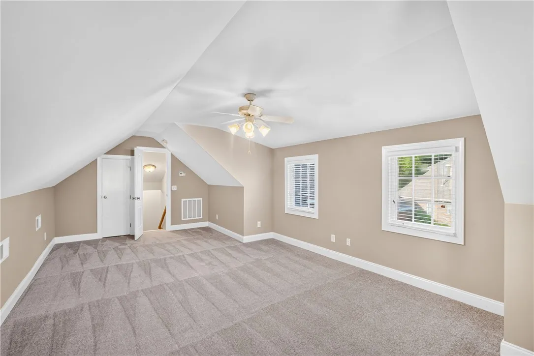 Bonus or 4th bedroom