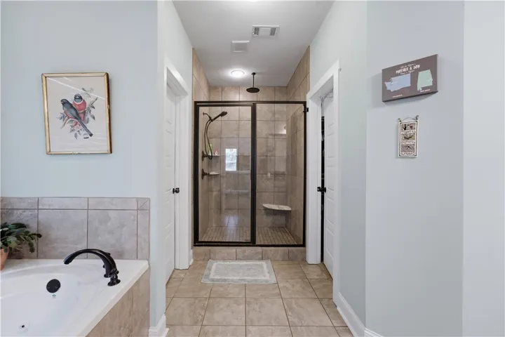 4165 Creekview Court, Auburn, Alabama 36832