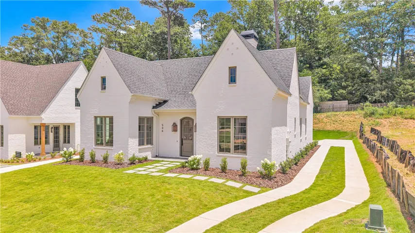 546 Arbor Drive, Auburn, Alabama 36830