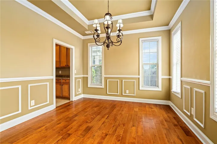 Molding detail with tray ceiling.