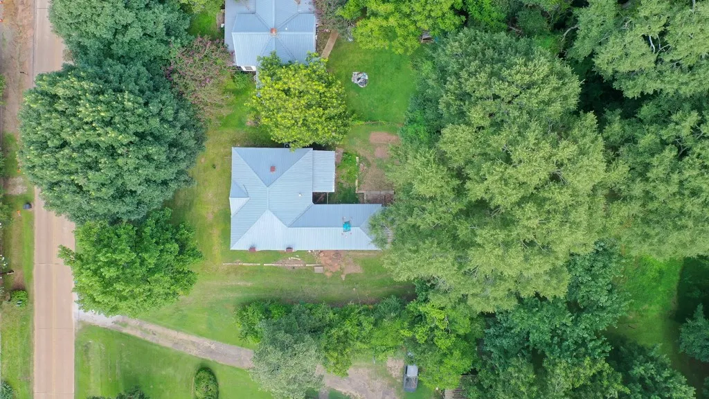 A view from directly over the house.