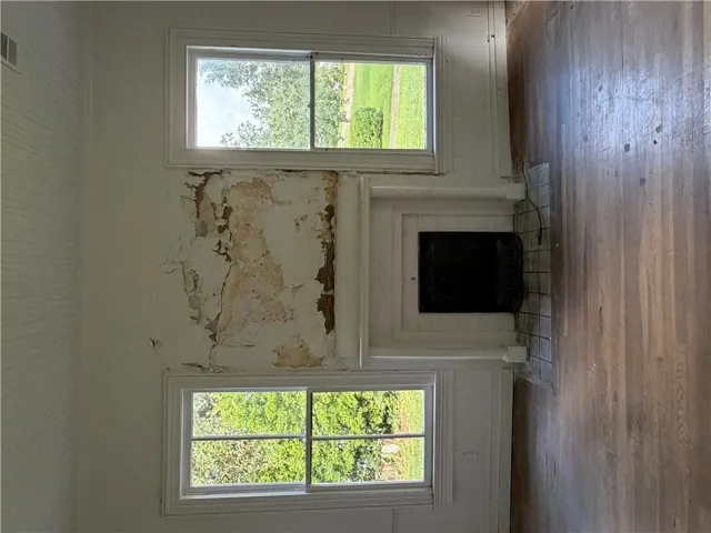 This is a view of the right front bedroom.