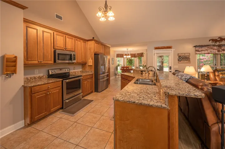 475 Lee Road 2138 N/a, Phenix City, Alabama 36870