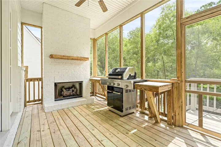 209 Hickorywoods Drive, Auburn, Alabama 36830