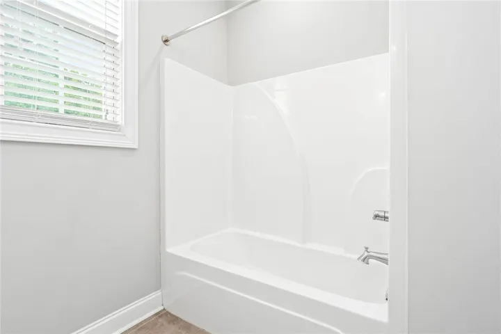 209 Hickorywoods Drive, Auburn, Alabama 36830
