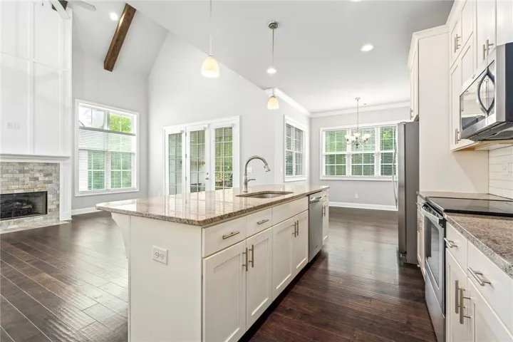 209 Hickorywoods Drive, Auburn, Alabama 36830