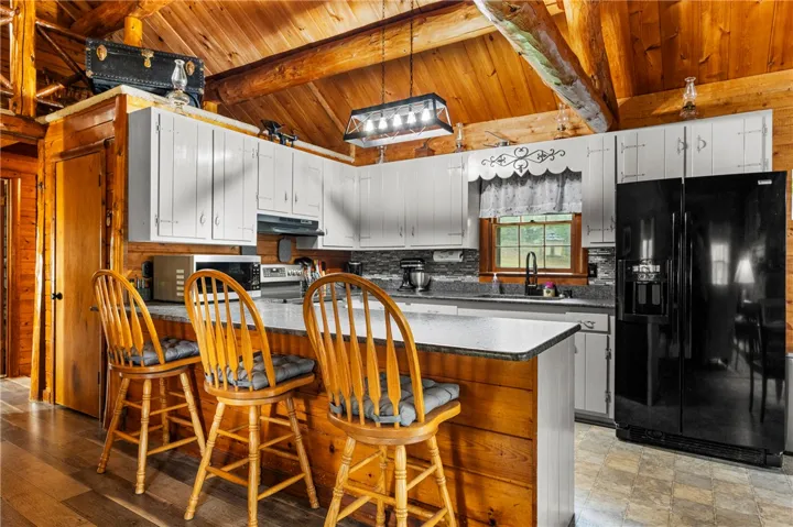 203 N View Pointe Drive, Lagrange, Georgia 30241
