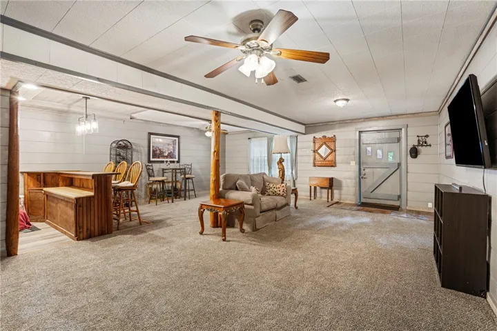 203 N View Pointe Drive, Lagrange, Georgia 30241
