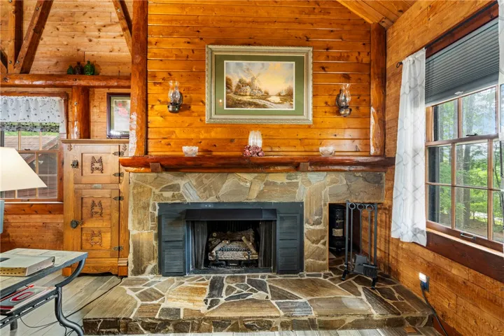 203 N View Pointe Drive, Lagrange, Georgia 30241