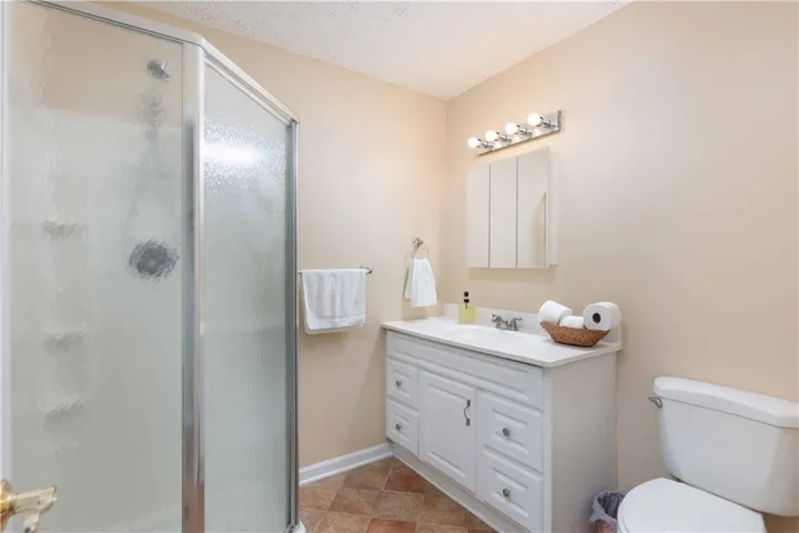 558 Lee Road 367 N/a, Valley, Alabama 36854