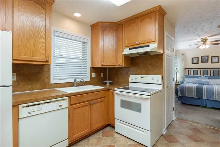 558 Lee Road 367 N/a, Valley, Alabama 36854