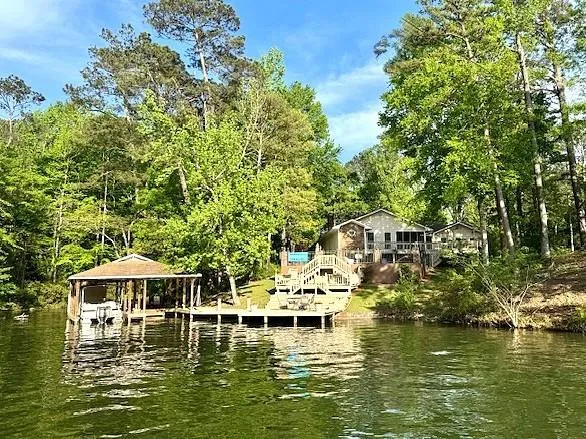 558 Lee Road 367 N/a, Valley, Alabama 36854