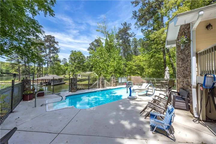 558 Lee Road 367 N/a, Valley, Alabama 36854