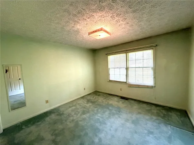 1909 High Point Drive, Opelika, Alabama 36801