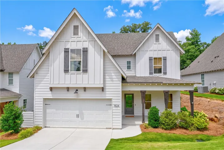 Welcome home to 1524 Dartmouth Drive!