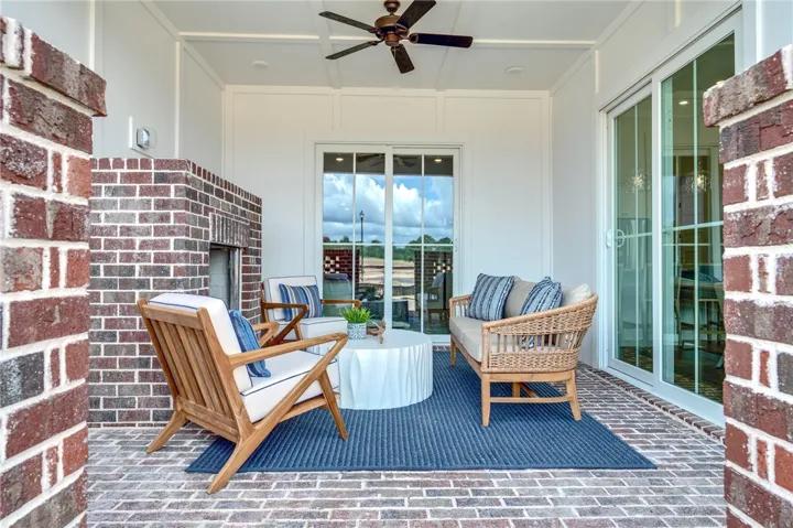 2004 Dawson Corner Loop, Auburn, Alabama 36832