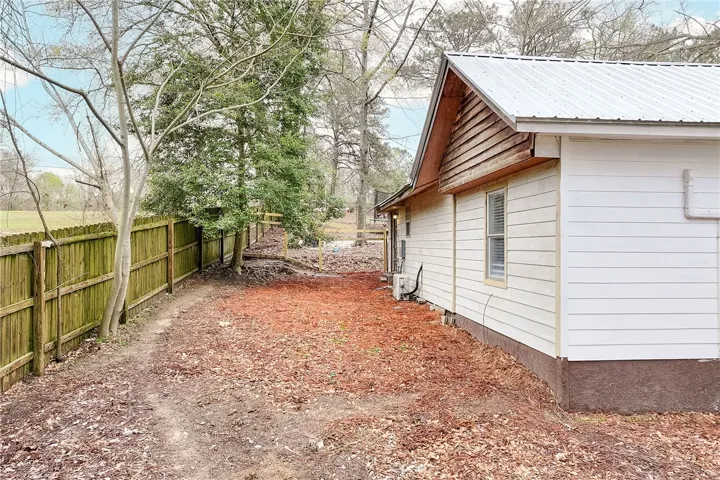 274 Lee Road 446 N/a, Opelika, Alabama 36804