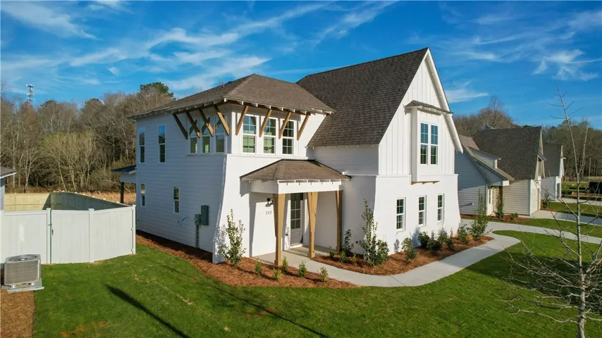 New Buildable Harlow Plan available on Auburn Farms Lot 9 - Example of a Harlow Floorplan - Estimated build timeline of 6months