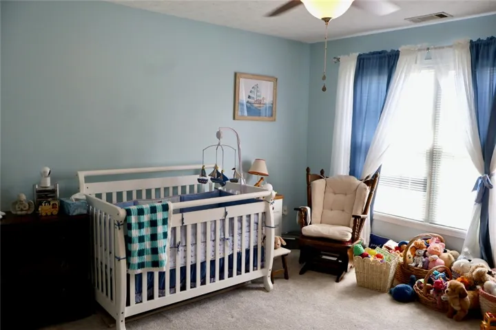 2nd bedroom